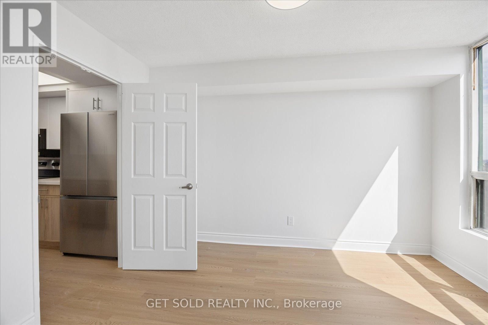 1804 - 4460 TUCANA COURT Image 7