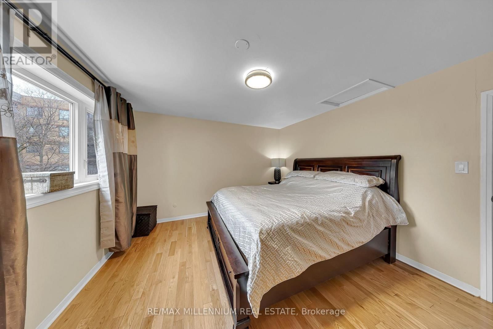 5 - 10 GRANDRAVINE DRIVE Image 16