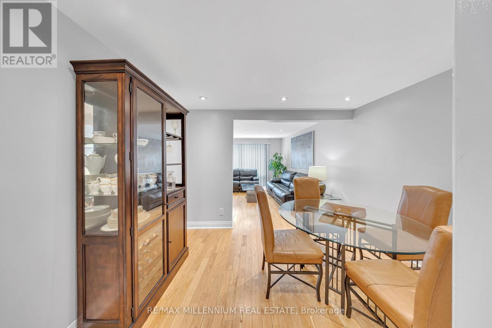 5 - 10 GRANDRAVINE DRIVE Image 8