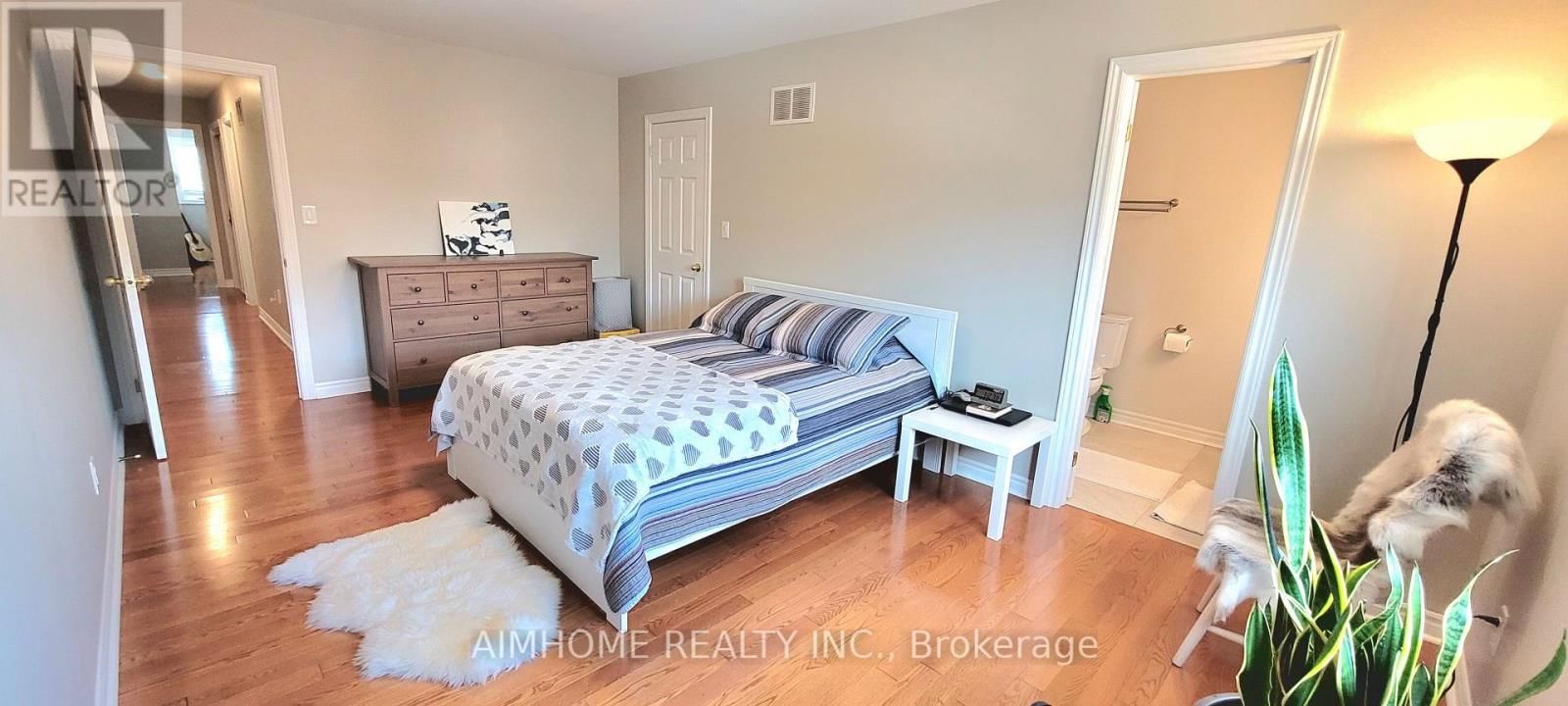 42 PIANE AVENUE Image 11