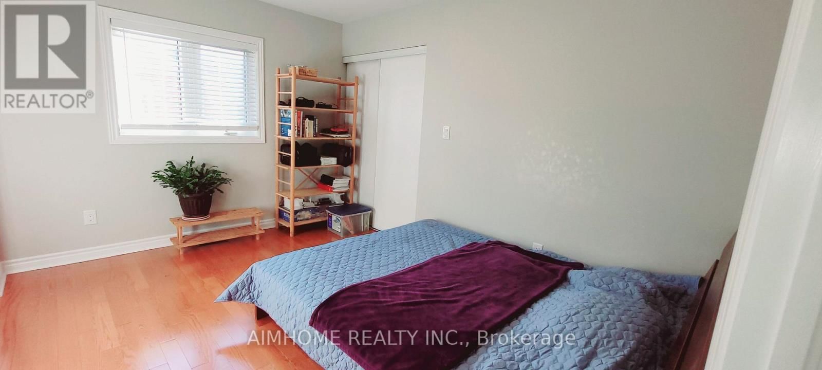 42 PIANE AVENUE Image 14