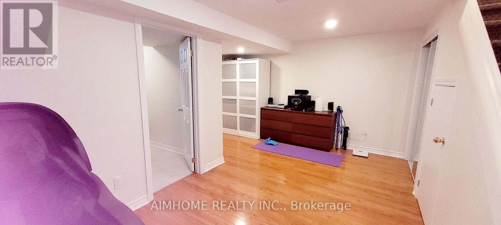 42 PIANE AVENUE Image 18