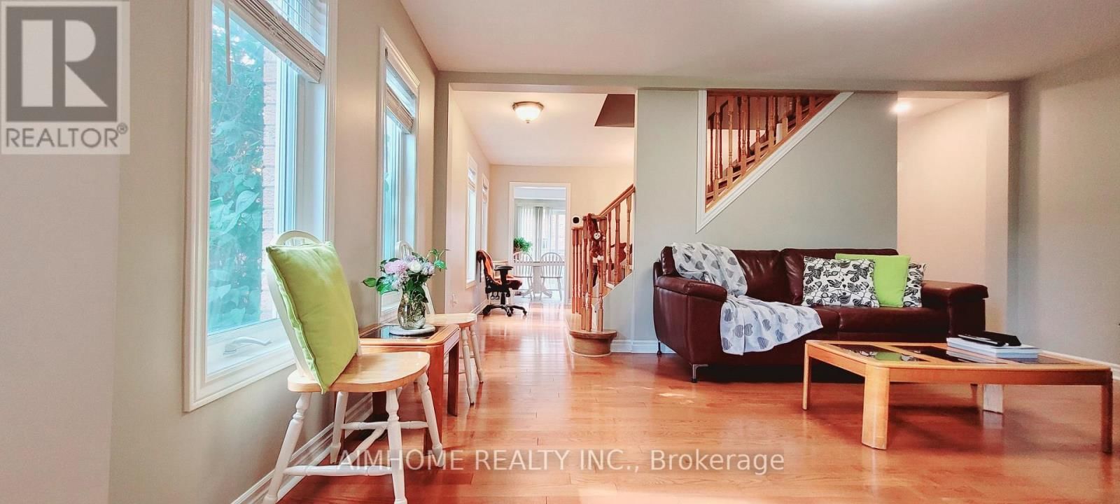 42 PIANE AVENUE Image 4