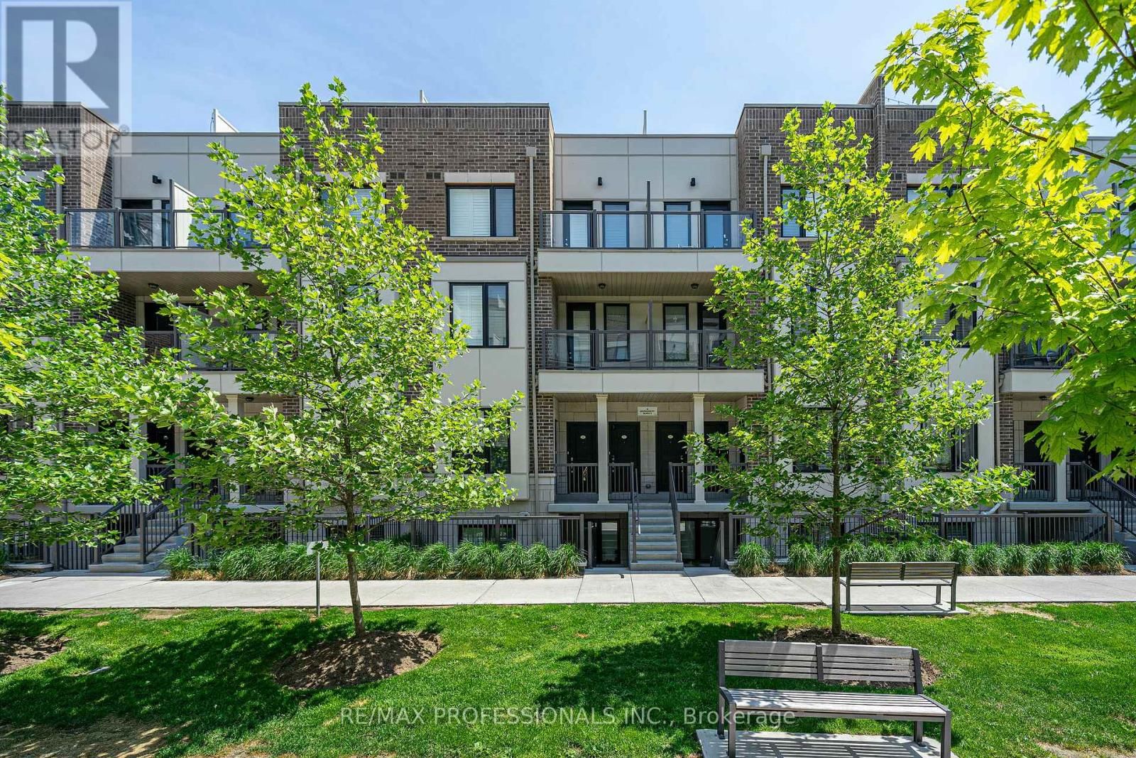 320 - 6 DRUMMOND STREET Image 1