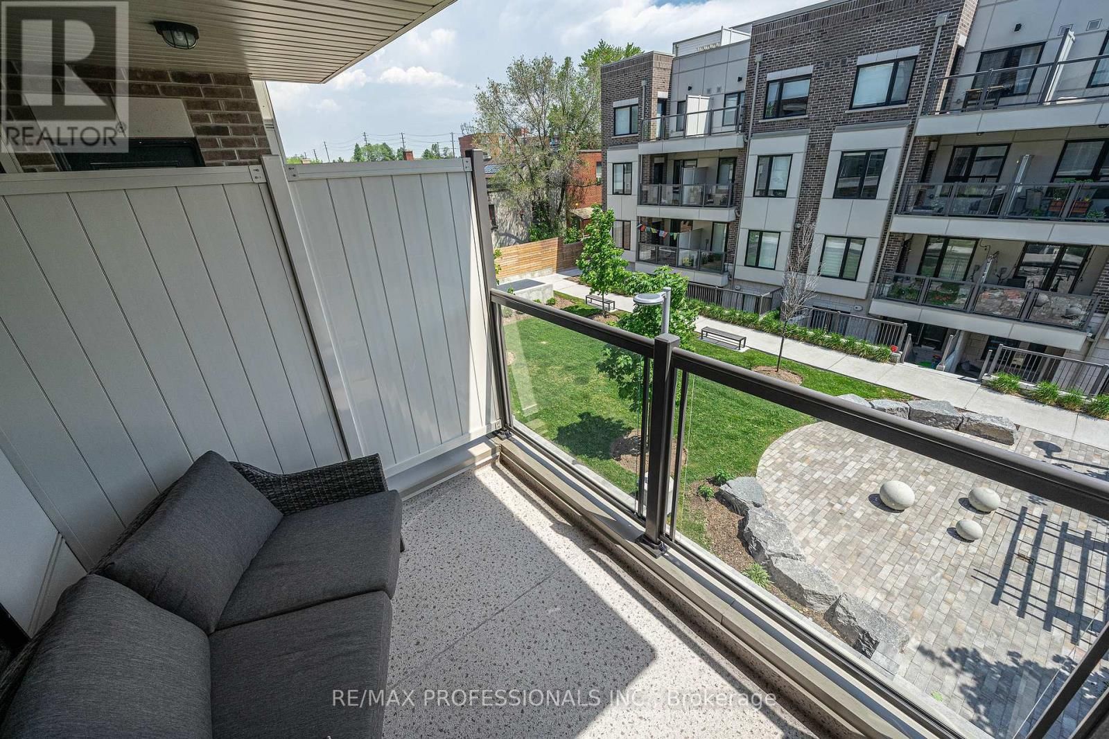 320 - 6 DRUMMOND STREET Image 24