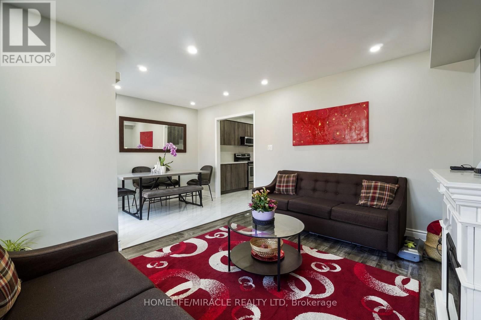 18 PRAIRIE ROSE CIRCLE Image 12