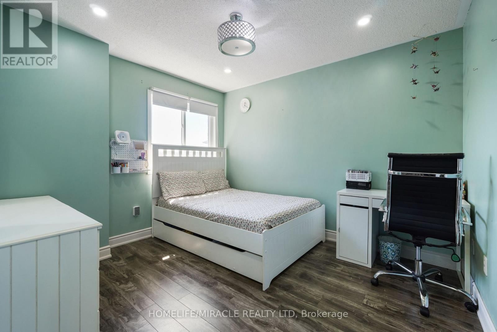 18 PRAIRIE ROSE CIRCLE Image 18