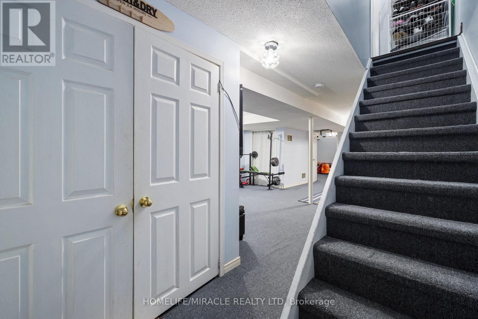 18 PRAIRIE ROSE CIRCLE Image 22