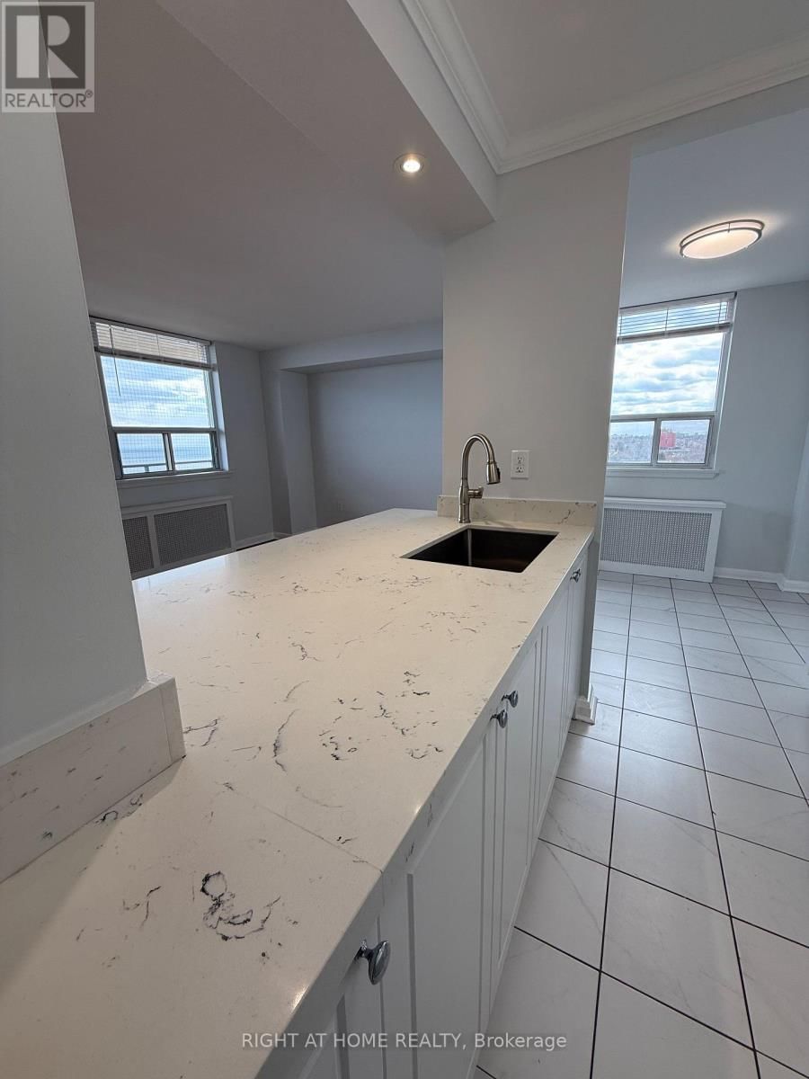 802 - 2663 LAKE SHORE BOULEVARD WEST Image 13