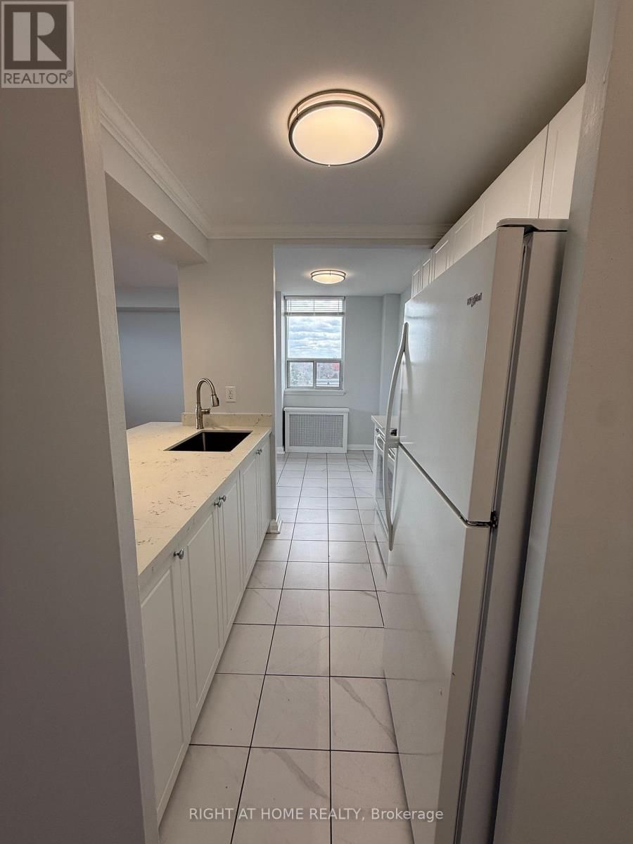 802 - 2663 LAKE SHORE BOULEVARD WEST Image 15