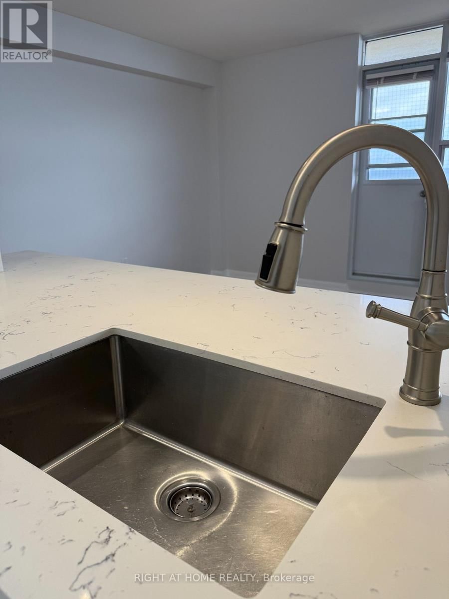 802 - 2663 LAKE SHORE BOULEVARD WEST Image 16