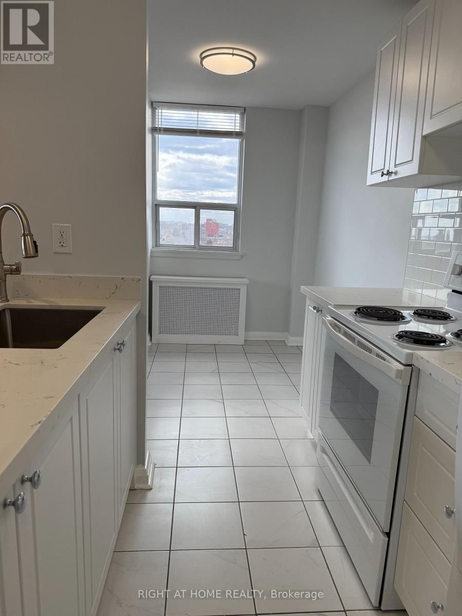 802 - 2663 LAKE SHORE BOULEVARD WEST Image 22