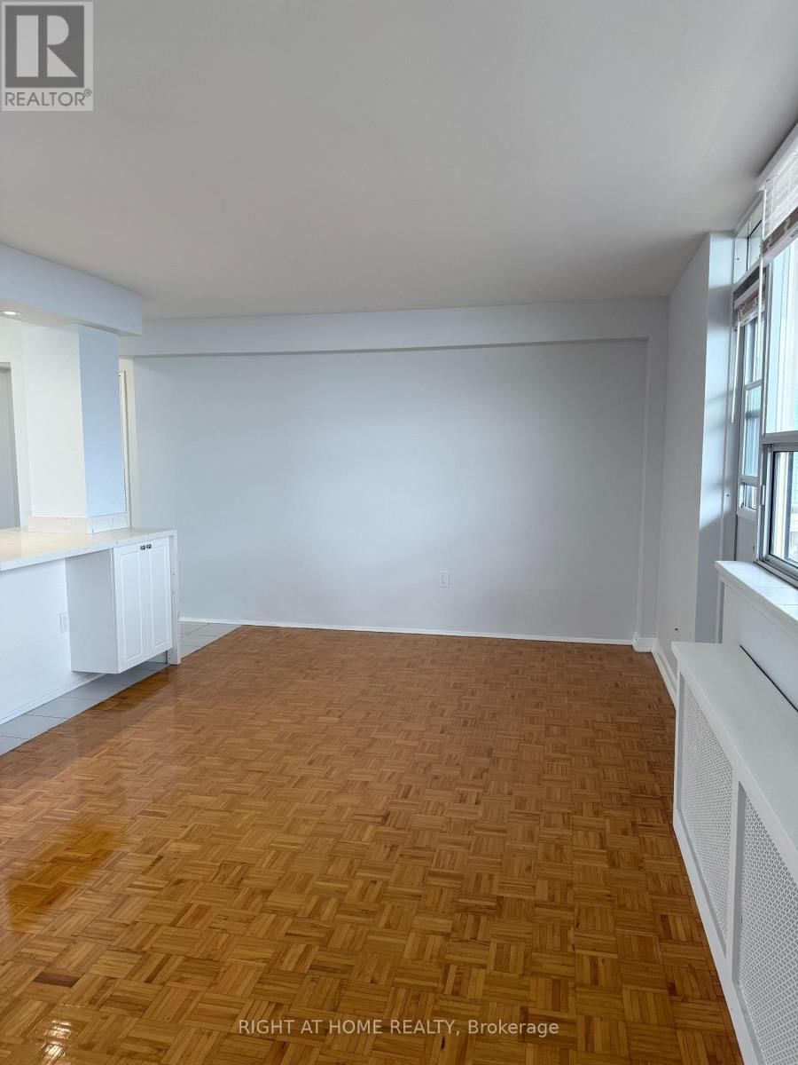 802 - 2663 LAKE SHORE BOULEVARD WEST Image 24