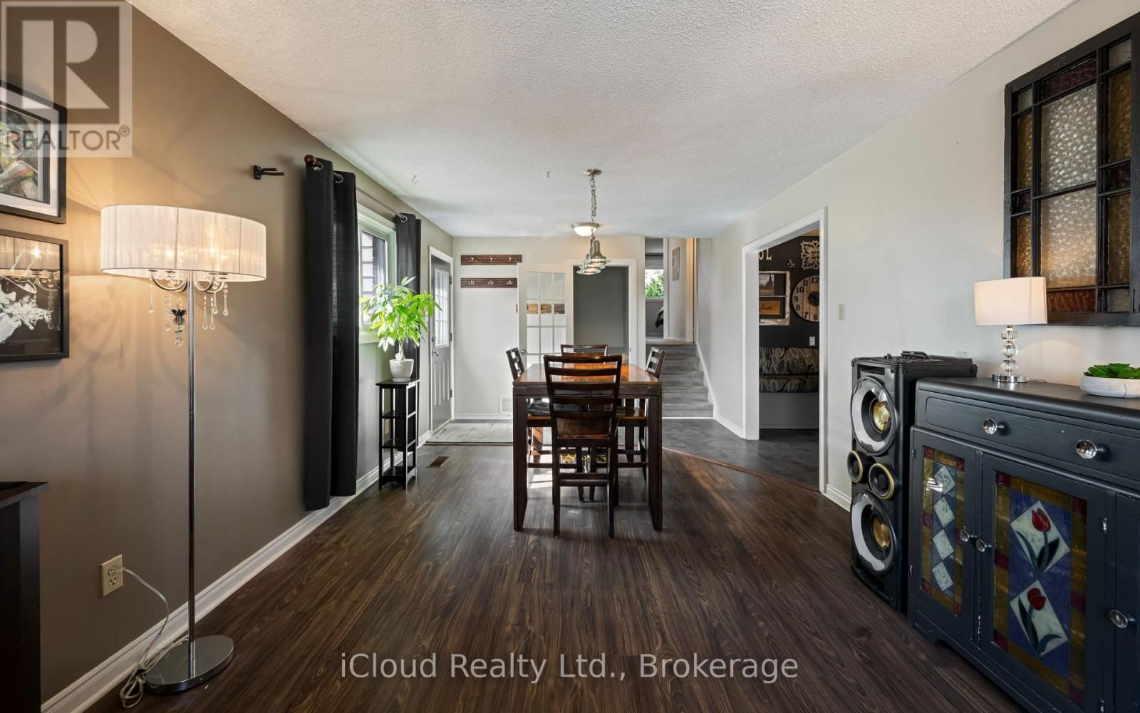 60 CANNON COURT WEST Image 10