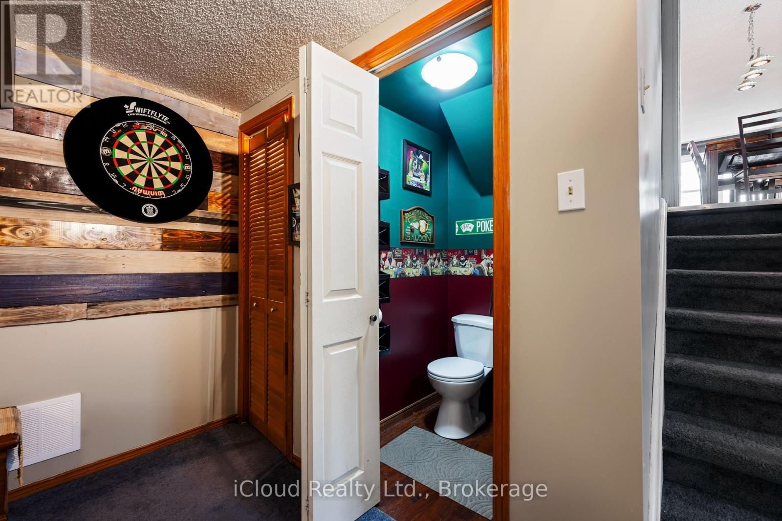 60 CANNON COURT WEST Image 30