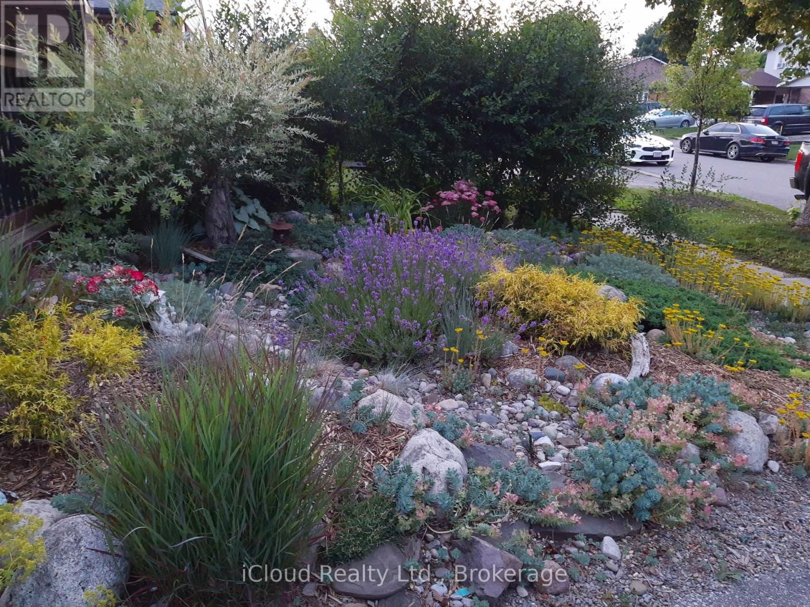 60 CANNON COURT WEST Image 43