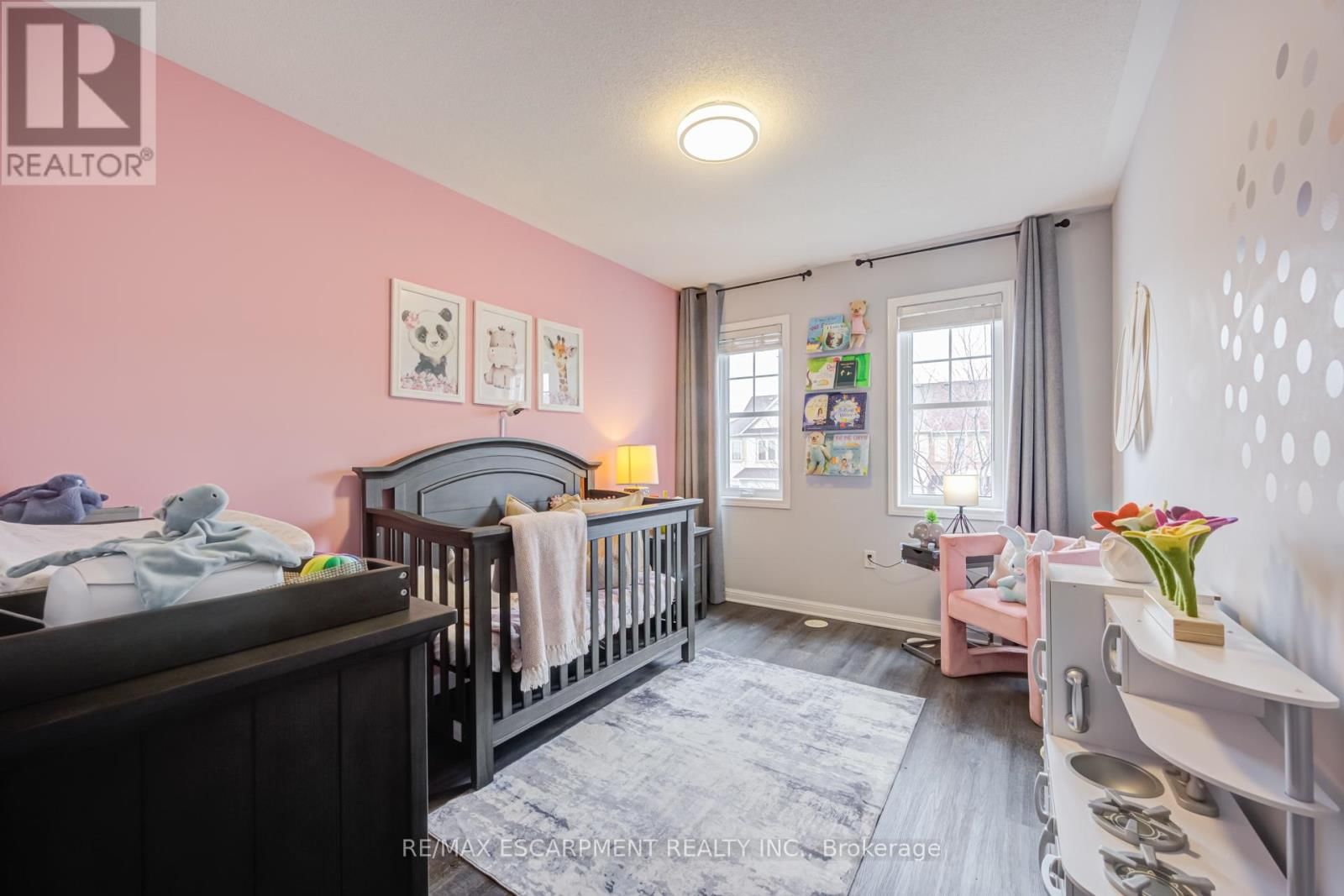 766 CHALLINOR TERRACE Image 10