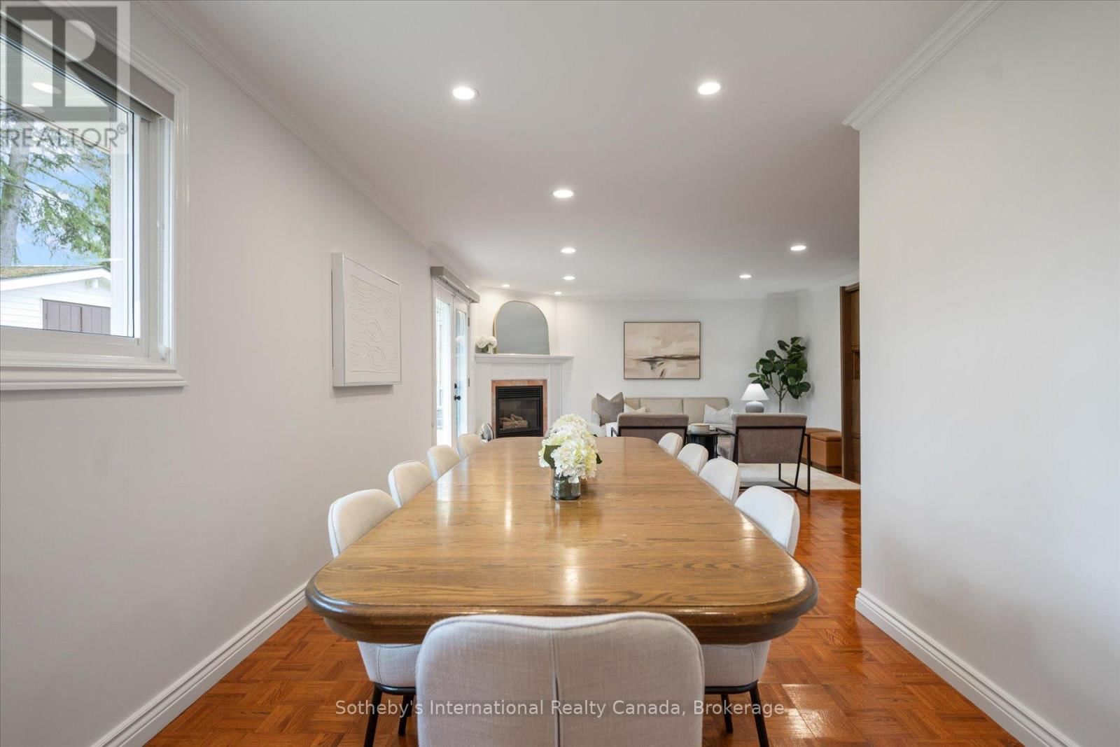 1248 LANDFAIR CRESCENT Image 14