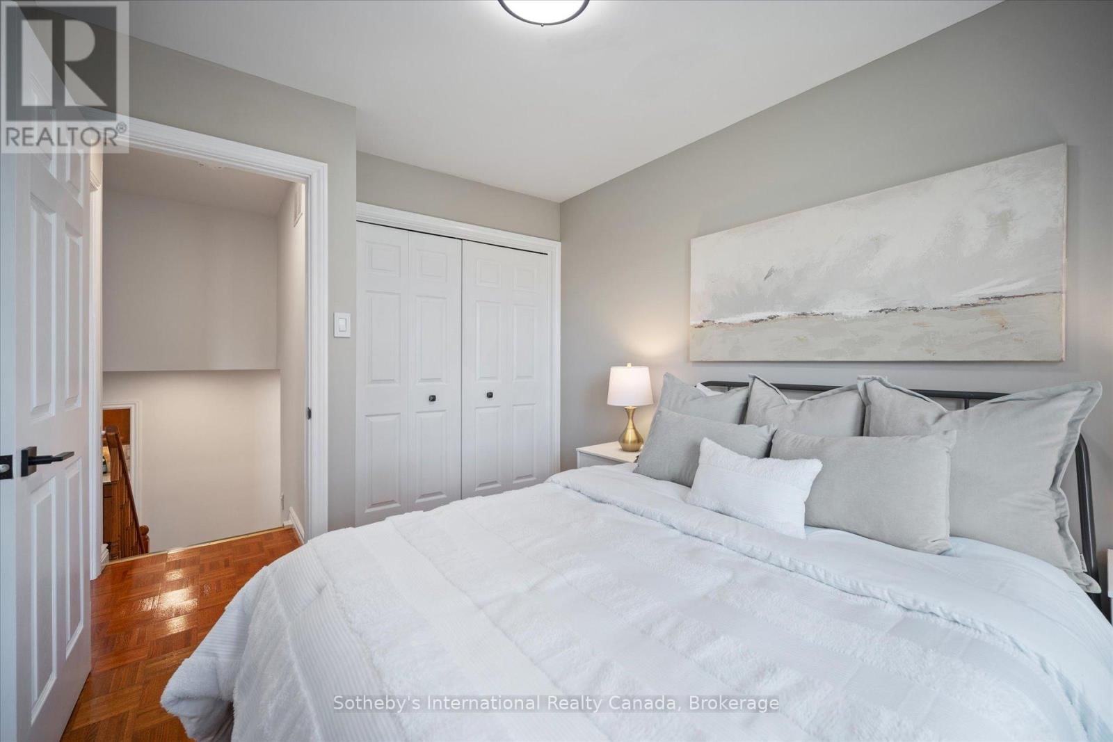 1248 LANDFAIR CRESCENT Image 36