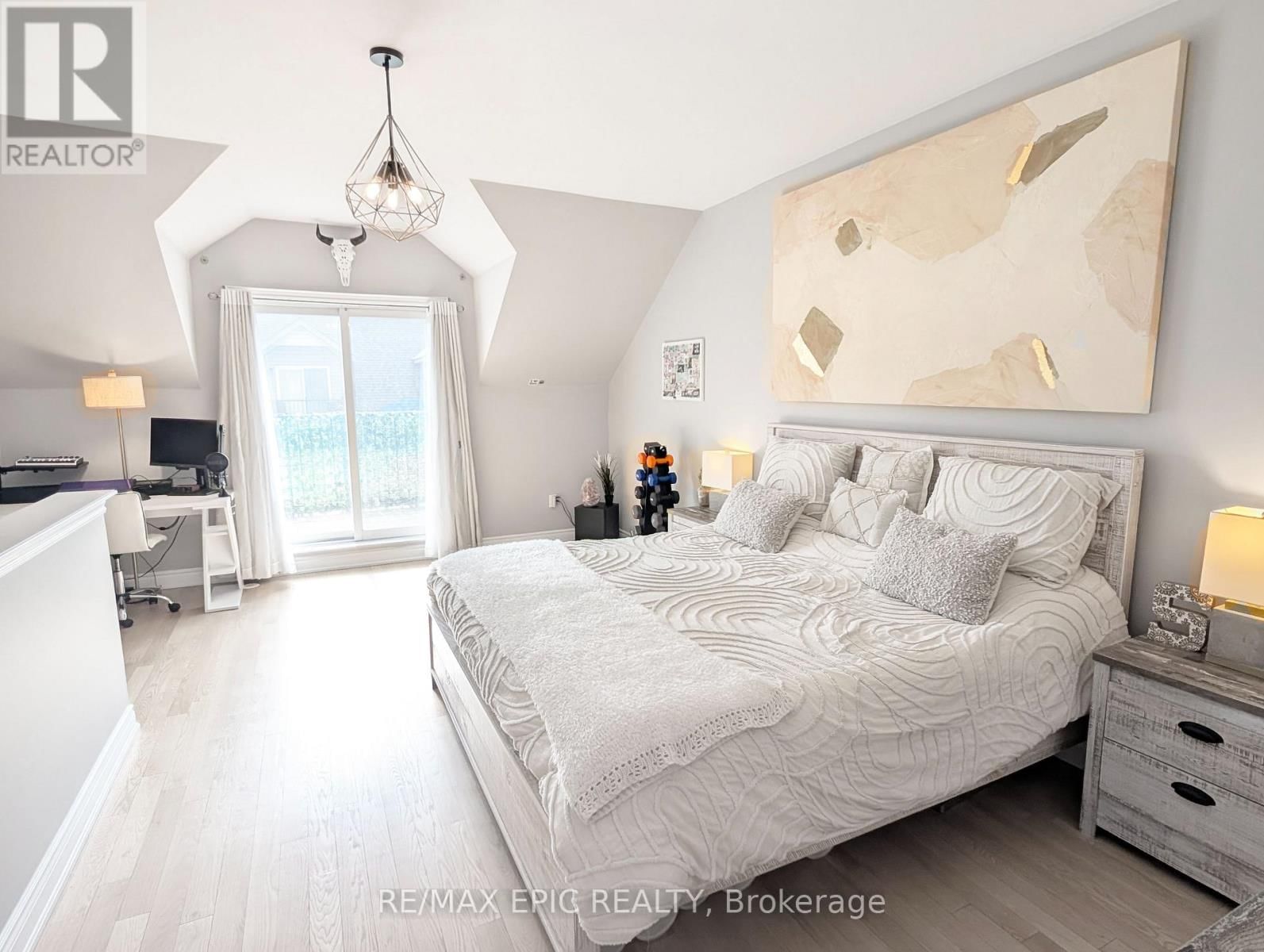 3 - 235 VAN DUSEN BOULEVARD Image 13