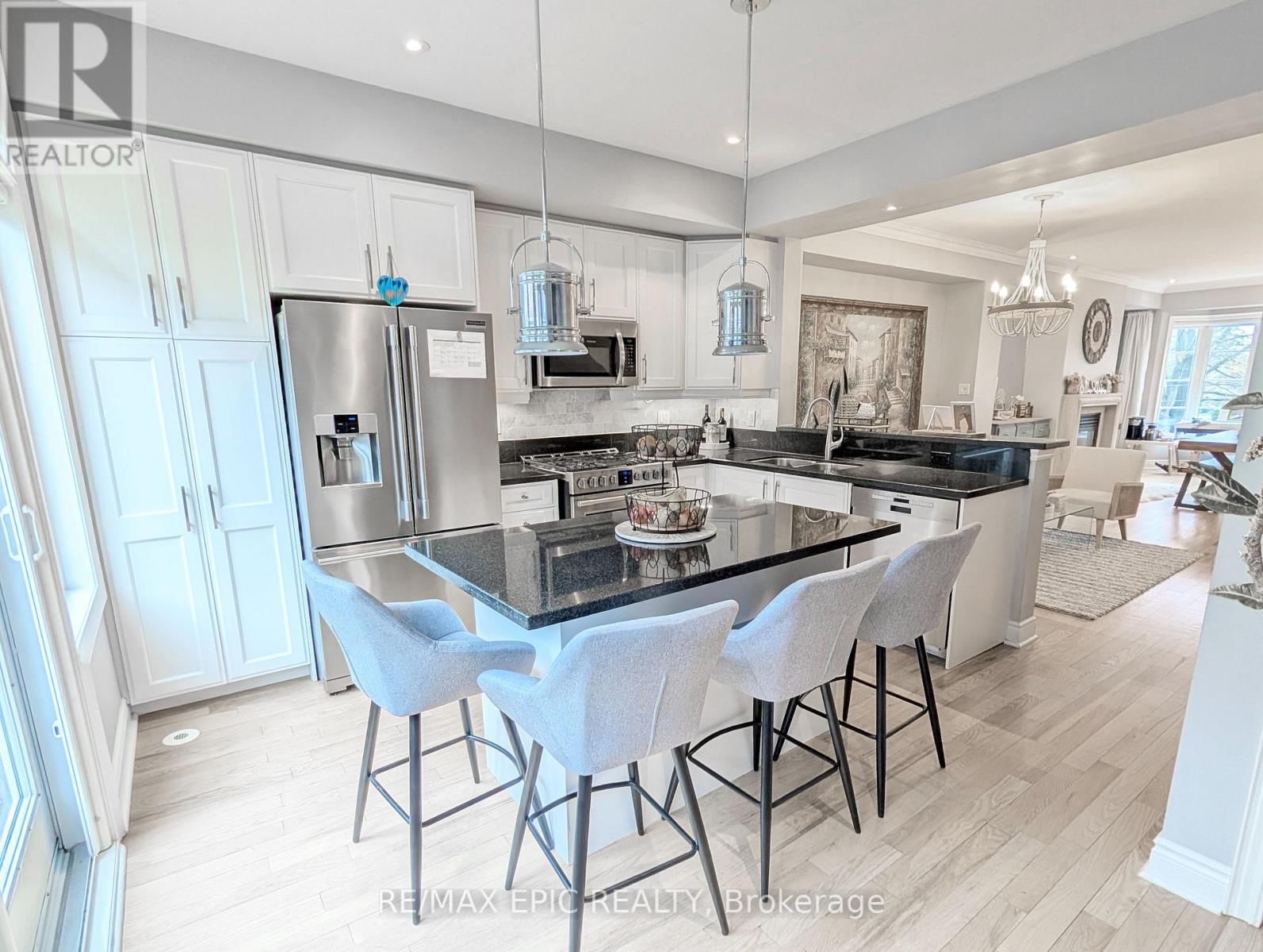 3 - 235 VAN DUSEN BOULEVARD Image 6