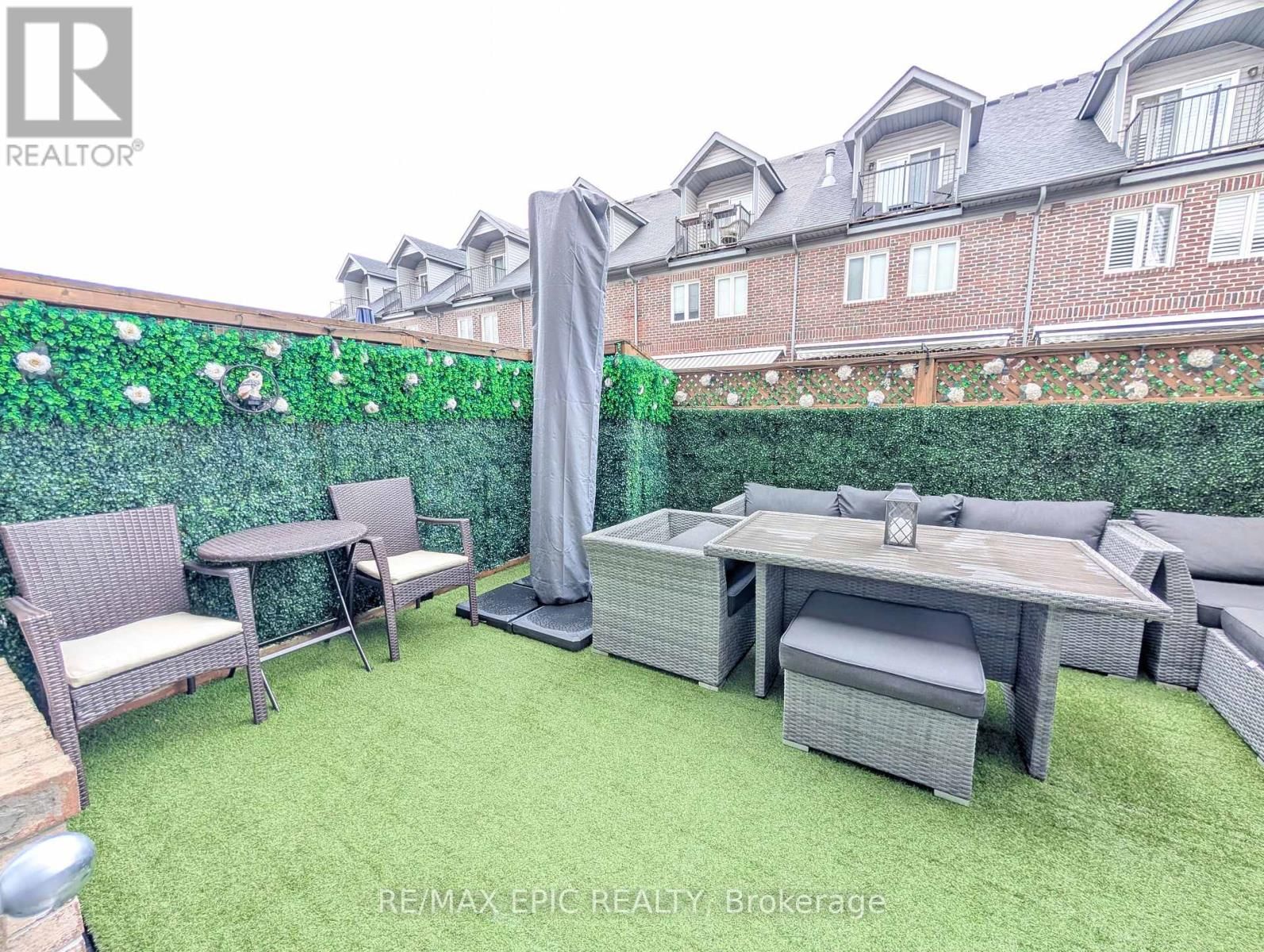 3 - 235 VAN DUSEN BOULEVARD Image 7