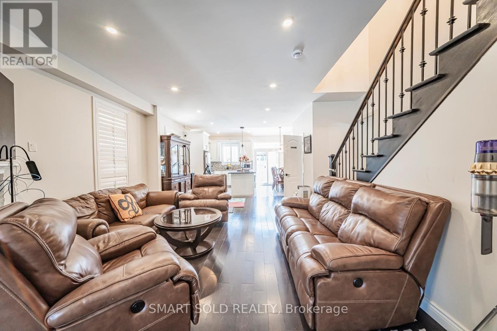 Upper - 3486 FOUNTAIN PARK AVENUE Image 16