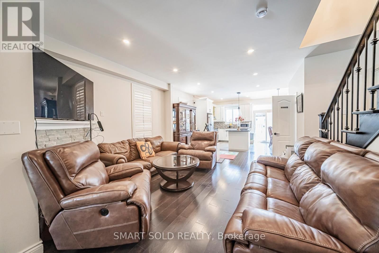 Upper - 3486 FOUNTAIN PARK AVENUE Image 17