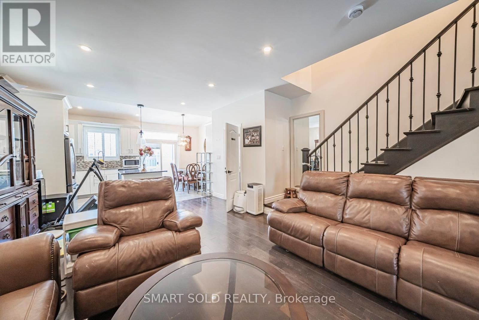 Upper - 3486 FOUNTAIN PARK AVENUE Image 23