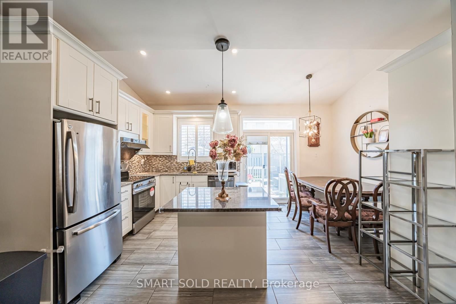 Upper - 3486 FOUNTAIN PARK AVENUE Image 27