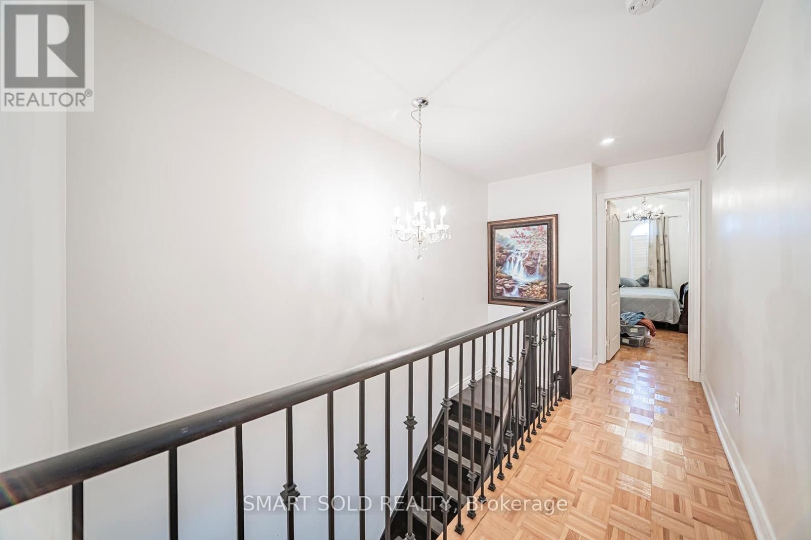 Upper - 3486 FOUNTAIN PARK AVENUE Image 32