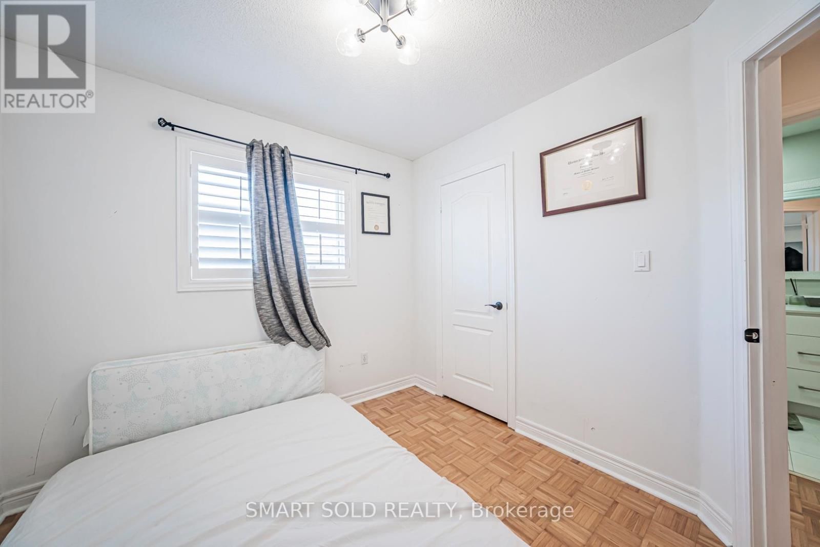 Upper - 3486 FOUNTAIN PARK AVENUE Image 42