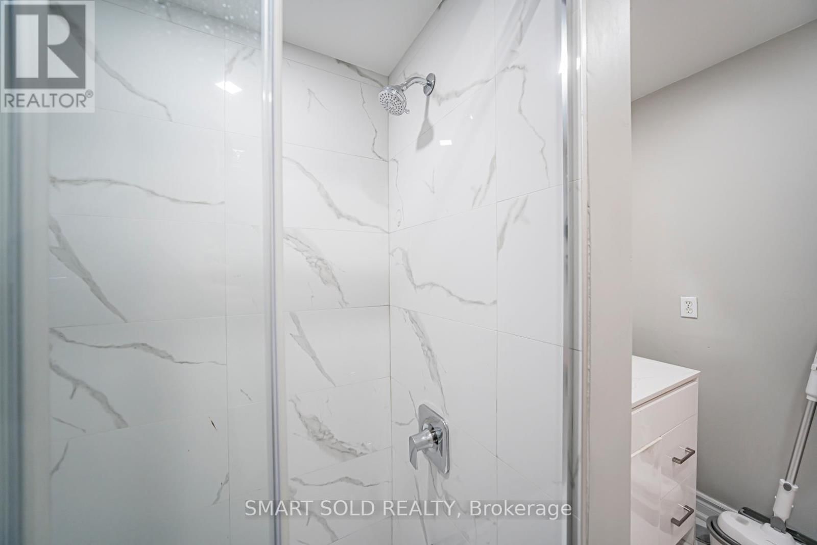 Upper - 3486 FOUNTAIN PARK AVENUE Image 48