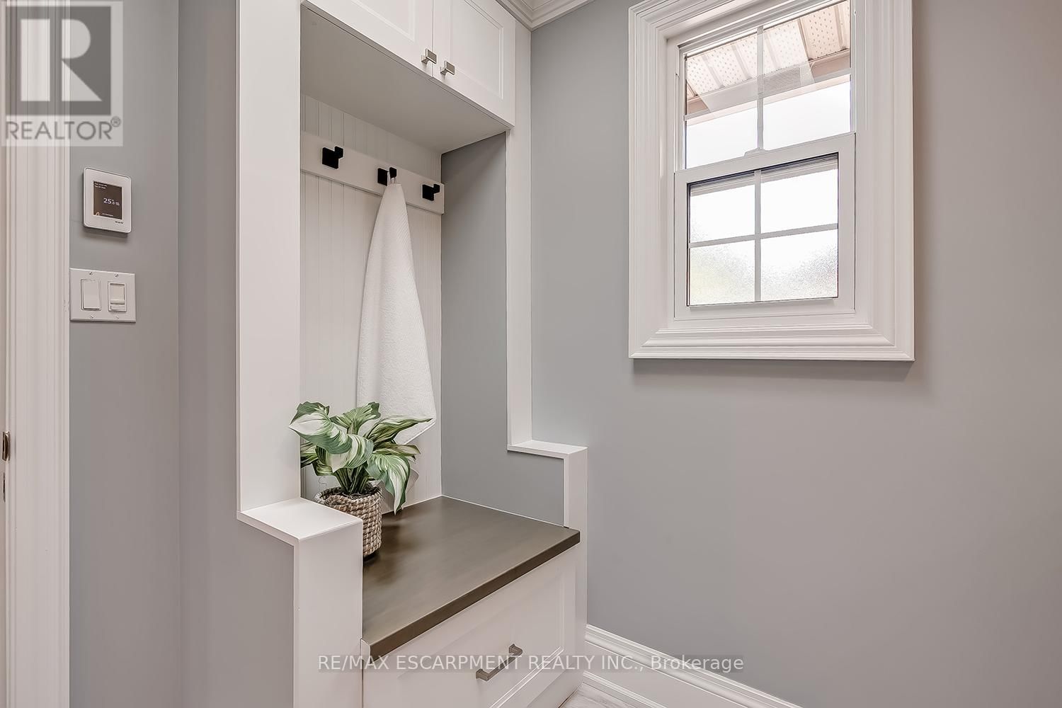 2428 LAKESHORE ROAD Image 26