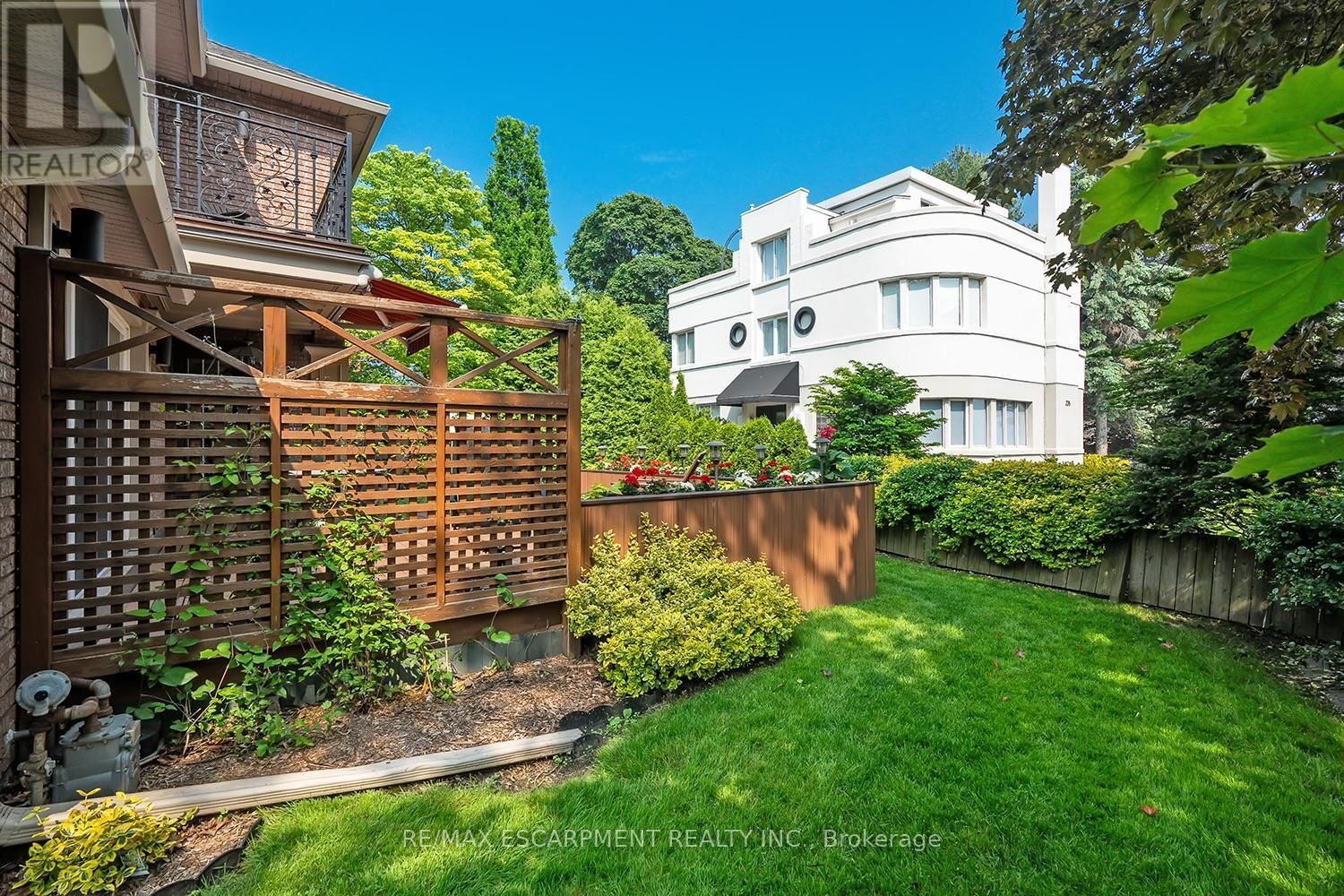 2428 LAKESHORE ROAD Image 42