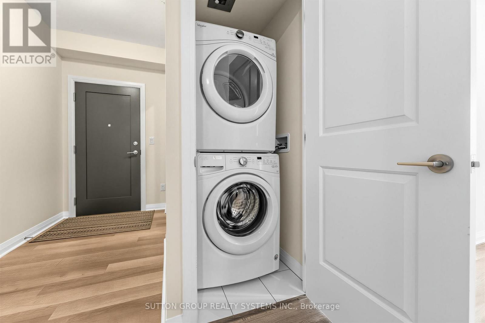 1410 - 5025 FOUR SPRINGS AVENUE Image 21