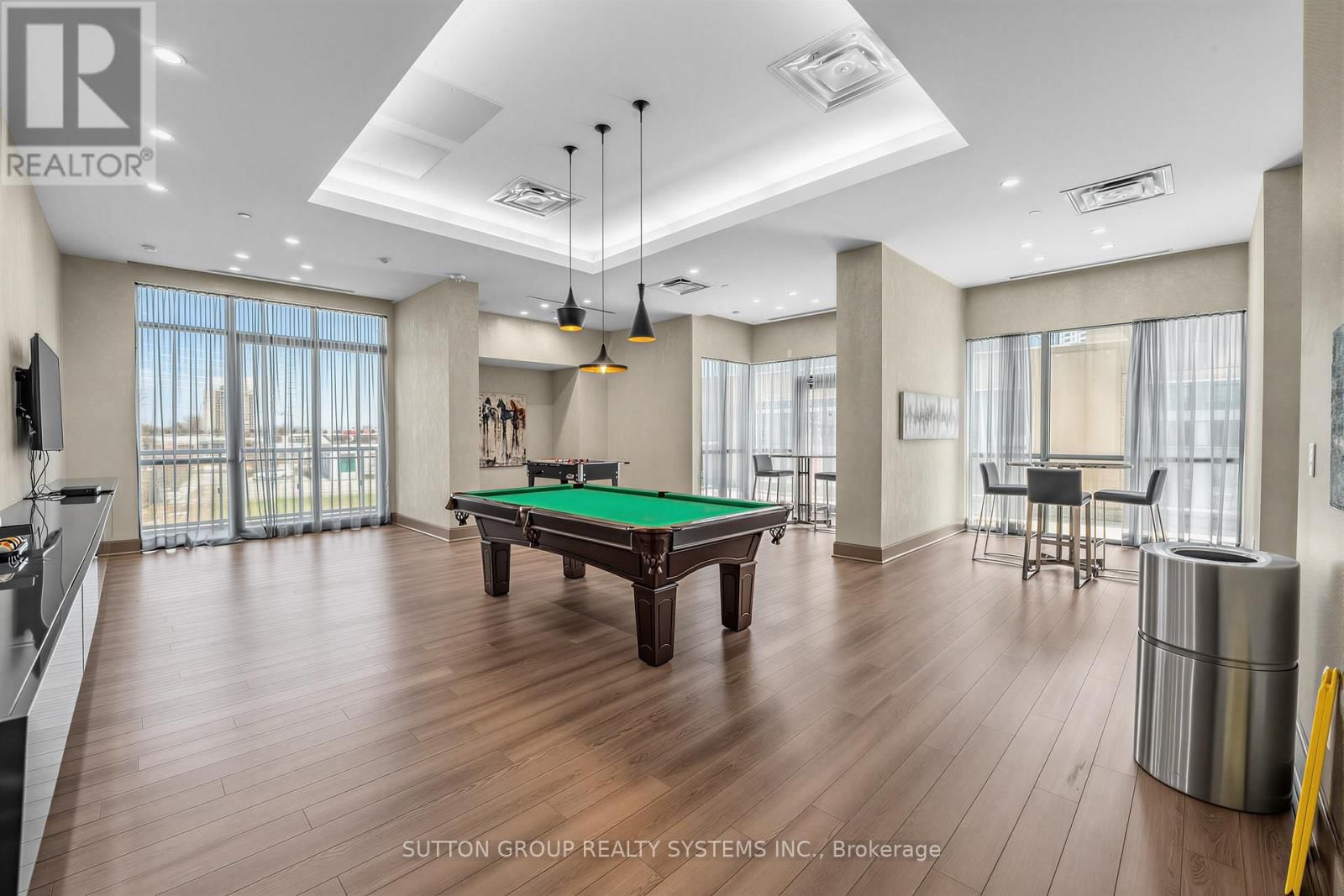 1410 - 5025 FOUR SPRINGS AVENUE Image 24