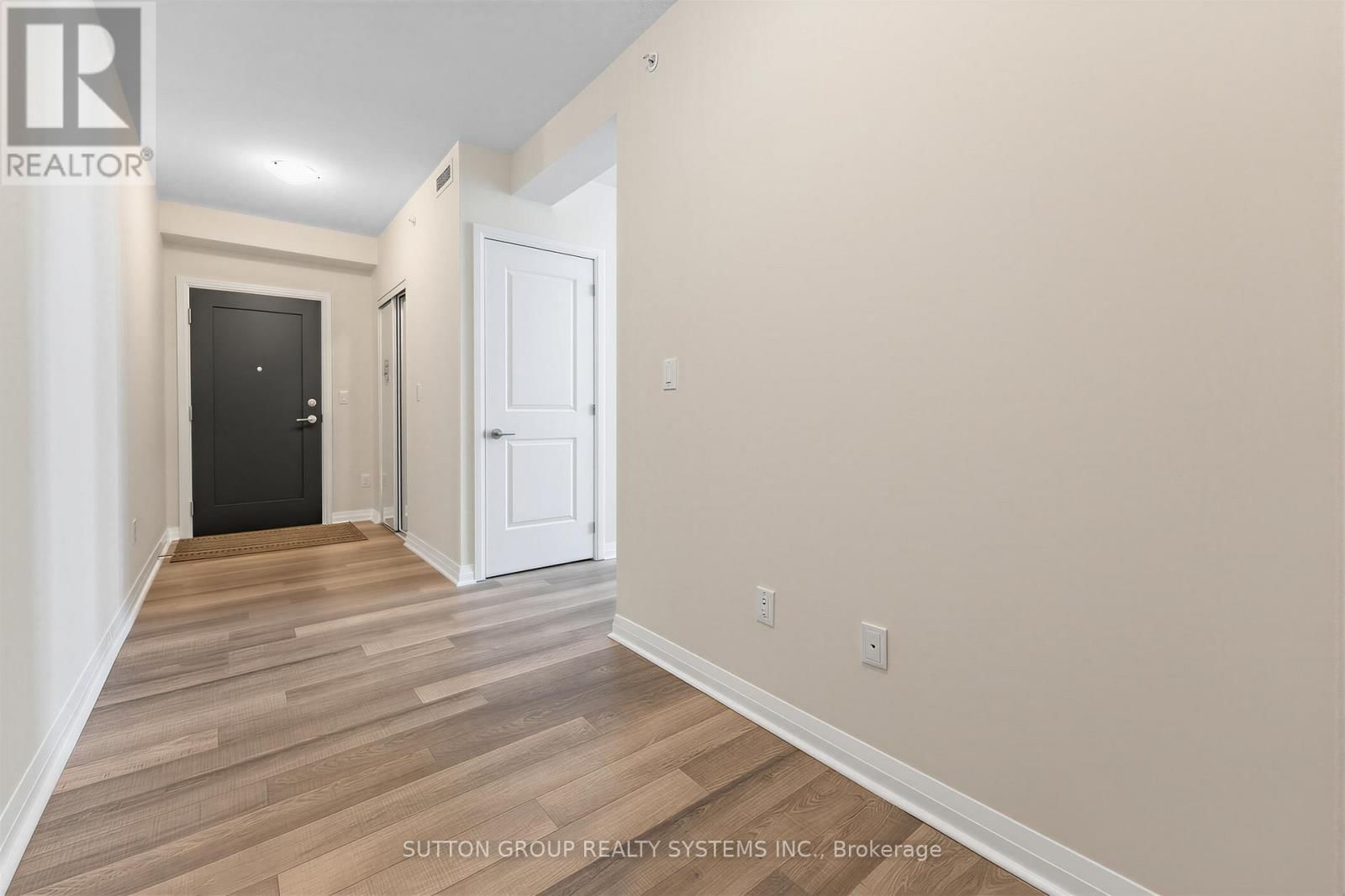 1410 - 5025 FOUR SPRINGS AVENUE Image 7