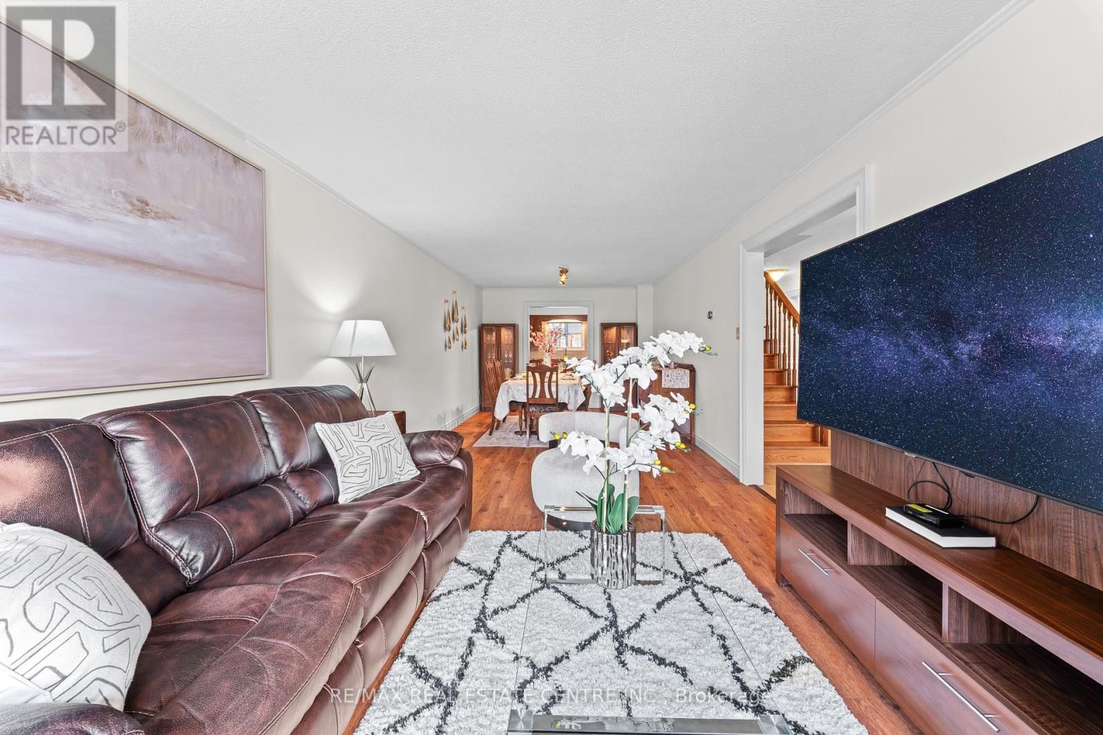 44 MIKADO CRESCENT Image 10