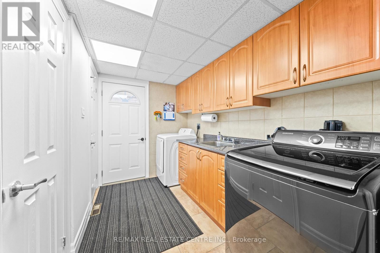 44 MIKADO CRESCENT Image 22