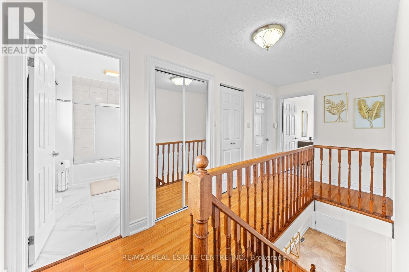 44 MIKADO CRESCENT Image 24