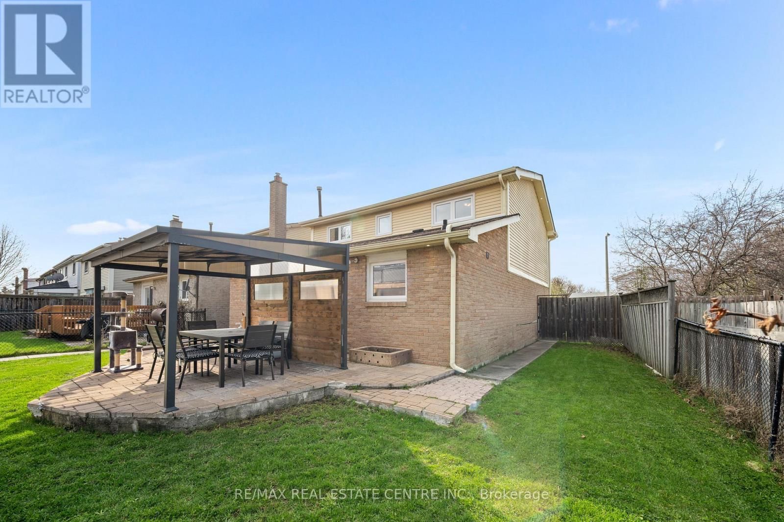 44 MIKADO CRESCENT Image 48