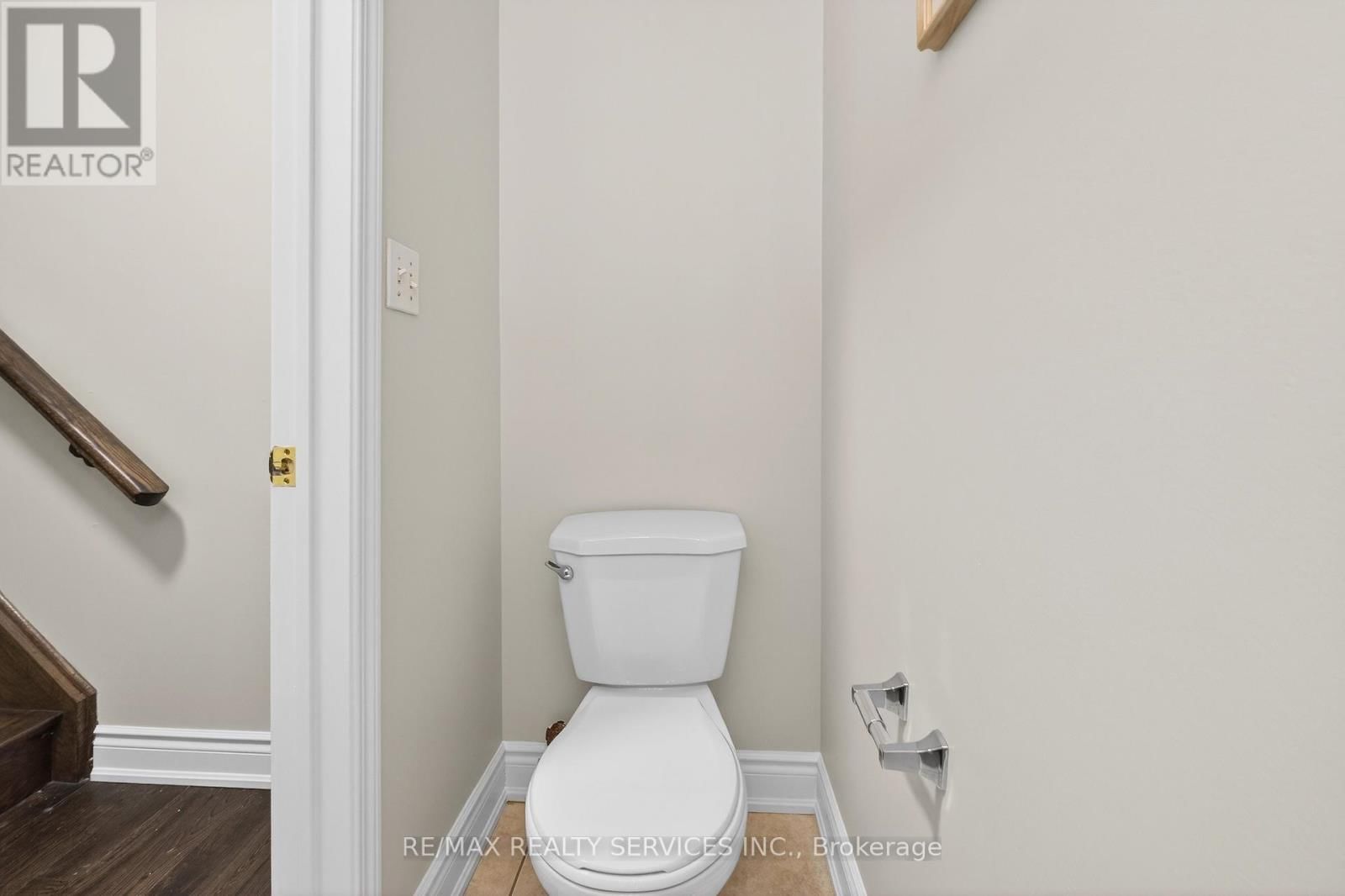 47 UPPER HIGHLANDS DRIVE Image 23