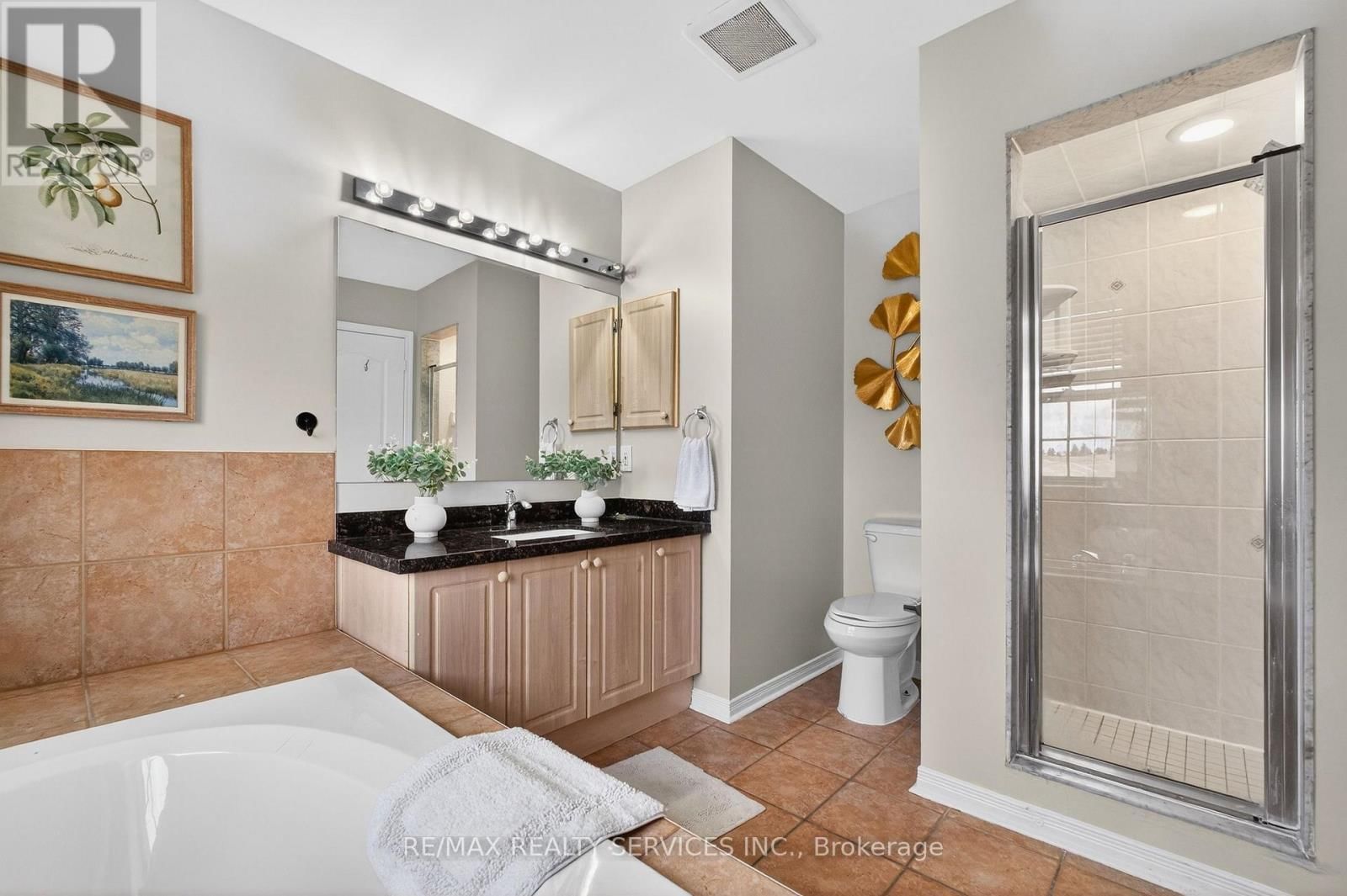 47 UPPER HIGHLANDS DRIVE Image 29