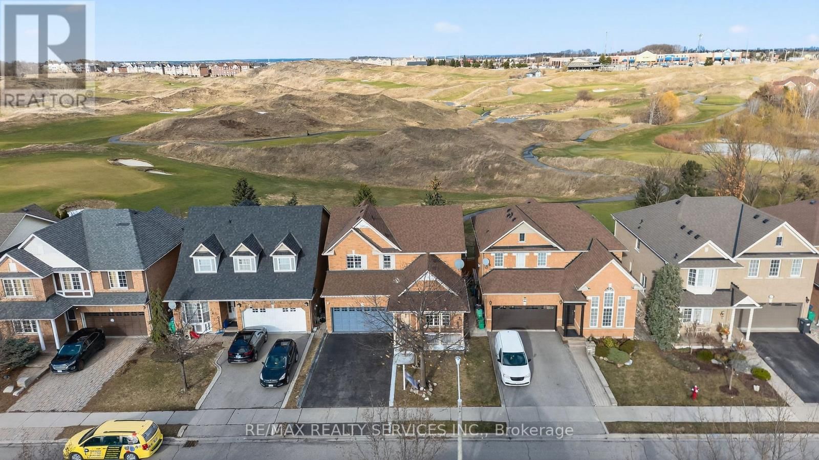 47 UPPER HIGHLANDS DRIVE Image 3