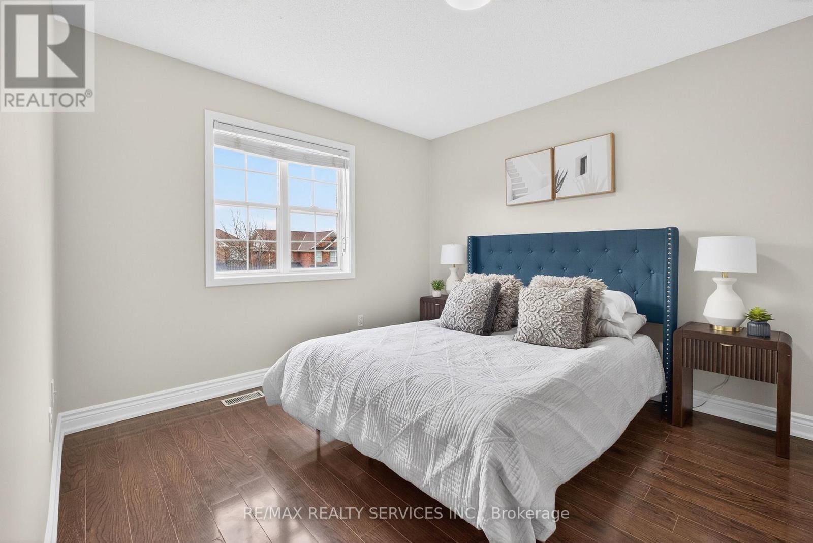 47 UPPER HIGHLANDS DRIVE Image 30