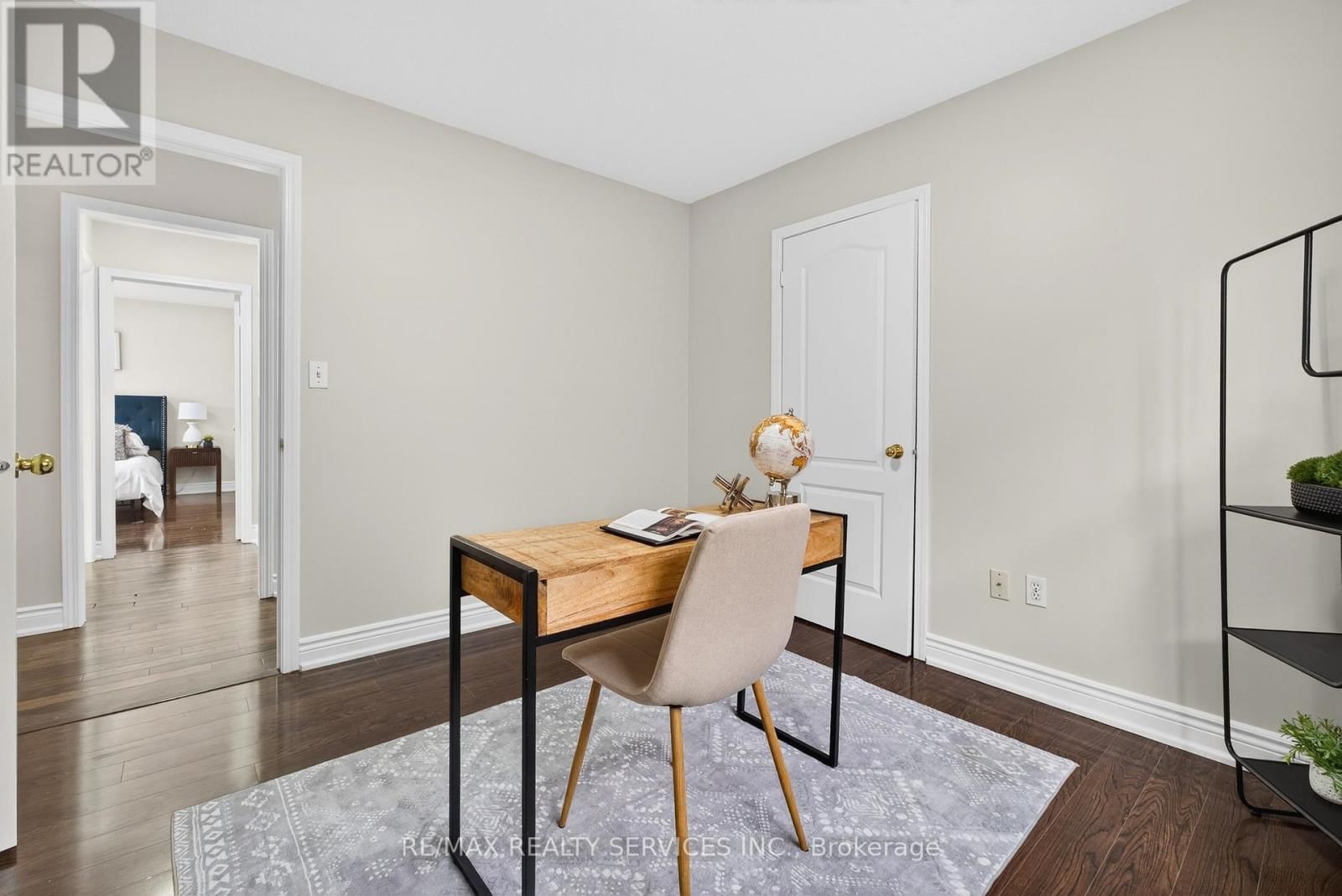 47 UPPER HIGHLANDS DRIVE Image 32