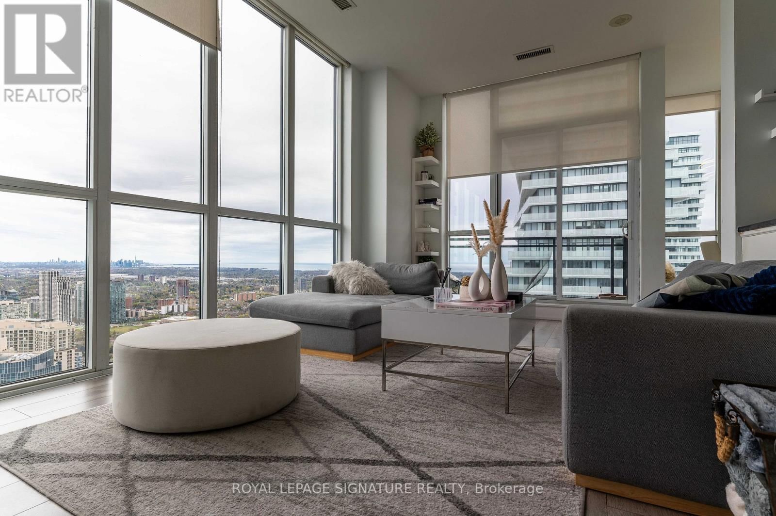 PH4 - 4011 BRICKSTONE MEWS Image 11