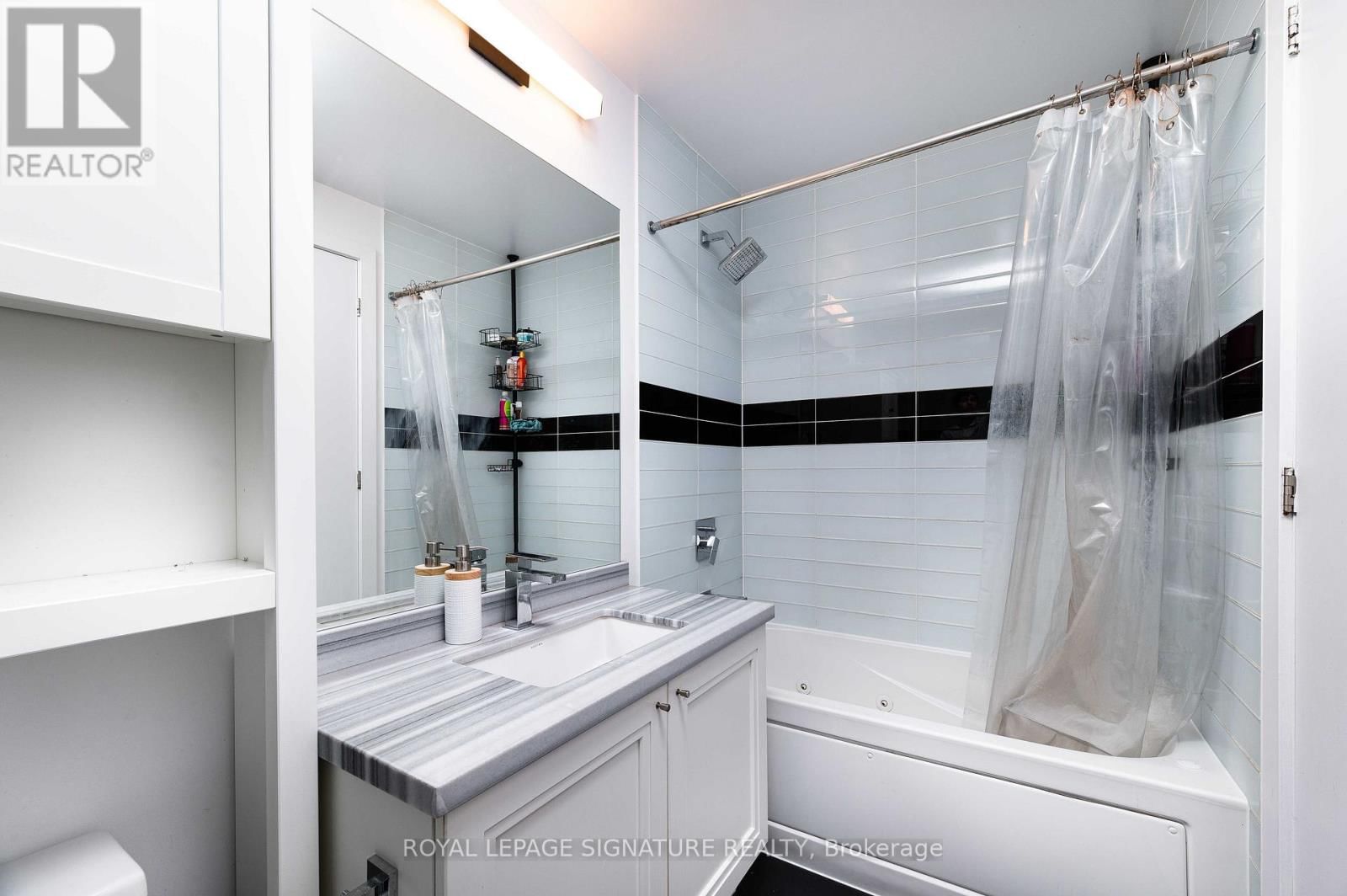 PH4 - 4011 BRICKSTONE MEWS Image 19