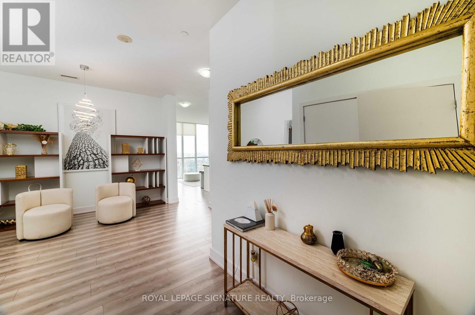 PH4 - 4011 BRICKSTONE MEWS Image 3